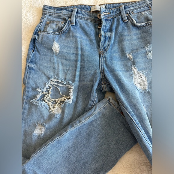 River Island distressed mom’s fit jeans with white pearls UK size 8R - Picture 4 of 11